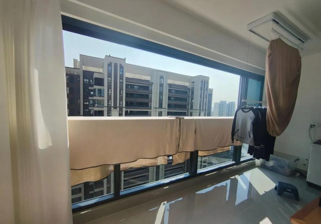 2025年门窗设计新趋势！这5款替代落地窗的方案，美观省心又实用